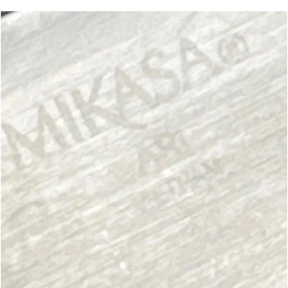 Mikasa Steak Knives Lot of 12 Stainless Steel Serrated Dinner Knives Flatware